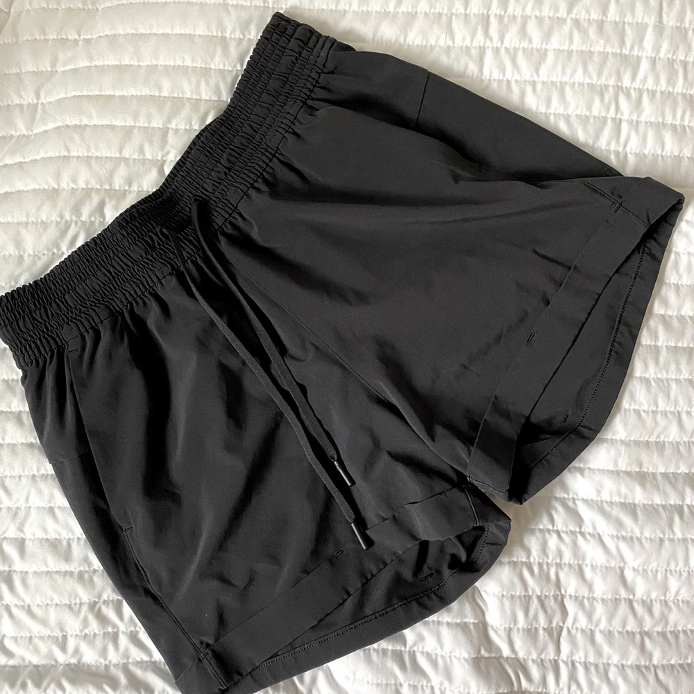 Lululemon Spring Break Away Short